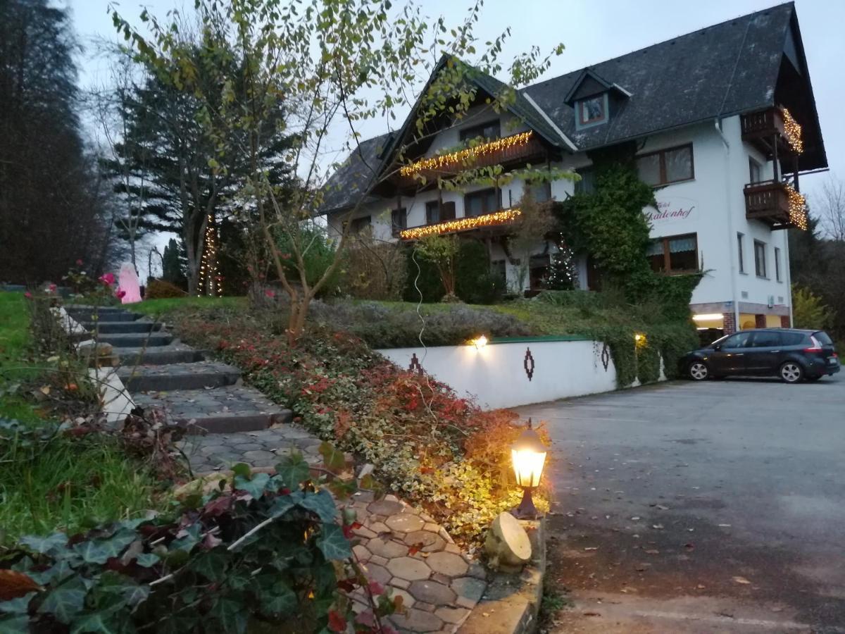 Pension Arkadenhof Loipersdorf bei Fuerstenfeld Bagian luar foto