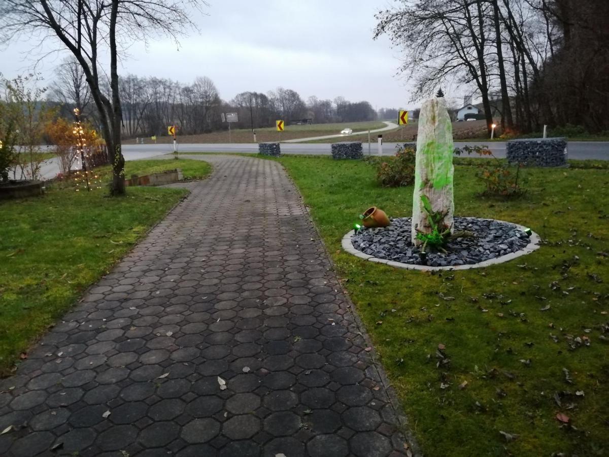 Pension Arkadenhof Loipersdorf bei Fuerstenfeld Bagian luar foto