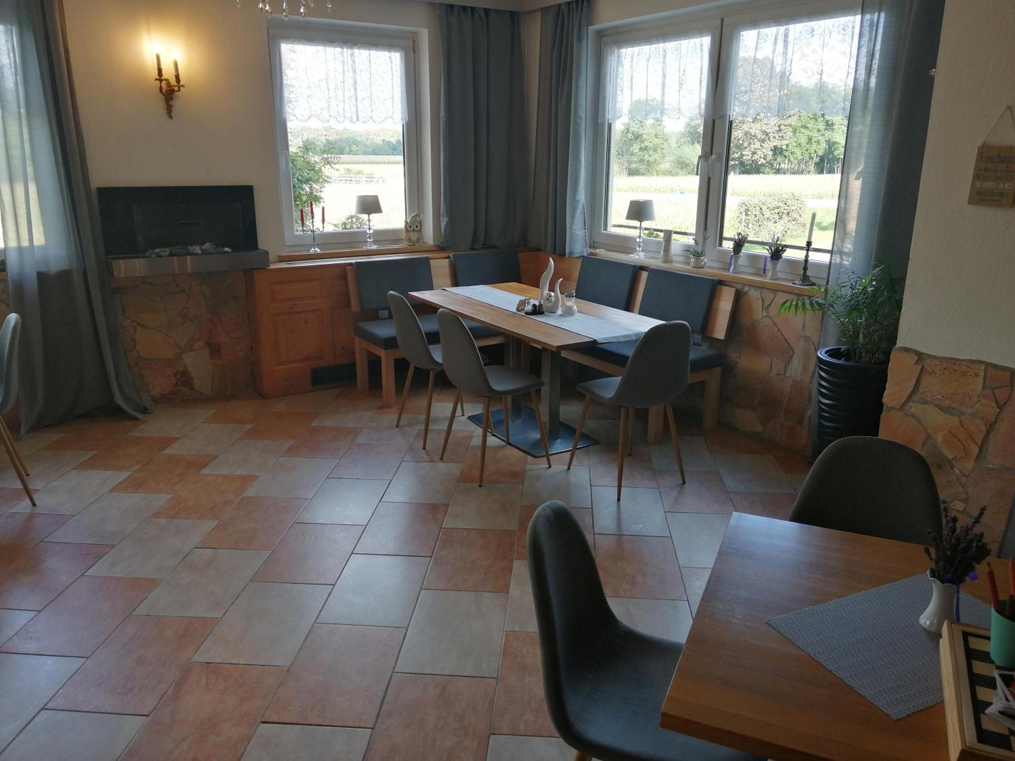 Pension Arkadenhof Loipersdorf bei Fuerstenfeld Bagian luar foto